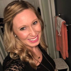 Meet your Posher, Paula